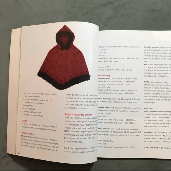 Kids’ knitted sweaters & more - Picture 3 of 5